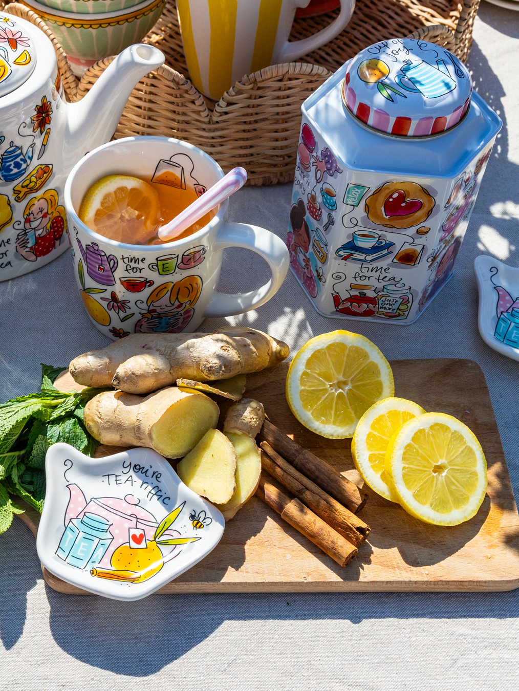 Petit Four You're Tea-riffic